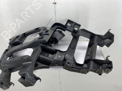Used Rear bumper bracket Rear bumper bracket 22861991 22861991