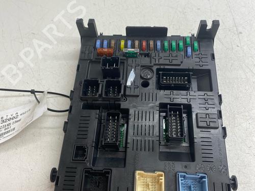 Fuse box CITROËN C5 III (RD_) | BP38056884E1 - Image 3