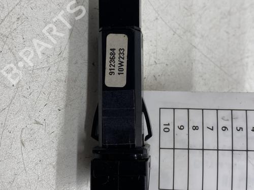 warning-switch-volvo-c30-533-2006-2007-2008-2009-2010-2011-2012-2013-38955512 main image