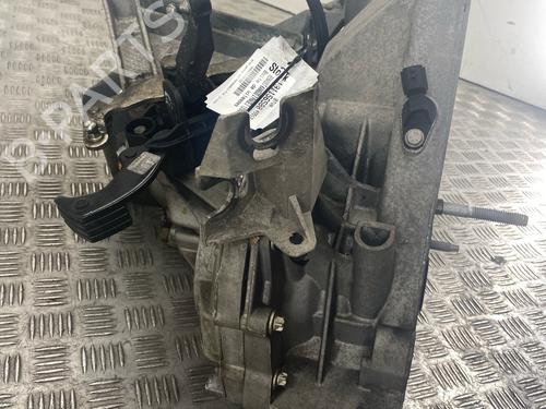 gearbox-renault-kangoo-express-fw01_-2008-38547699 main image