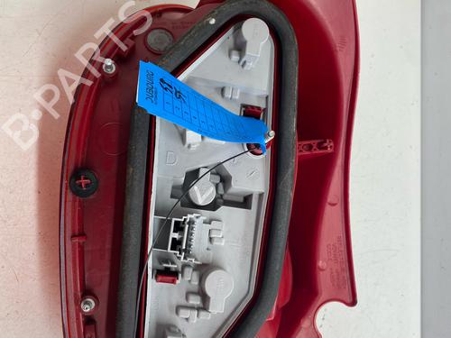 Højre baglygte Højre baglygte RENAULT MODUS / GRAND MODUS (F/JP0_) 1.2 16V (JP0W) (101 hp) 34148954 34148954