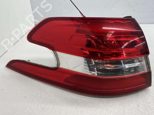 Used Left taillight Left taillight PEUGEOT 308 SW II (LC_, LJ_, LR_, LX_, L4_) 1.6 BlueHDi 120 (120 hp) 32749310 32749310