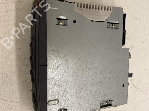 Used Radio Radio 39471913 39471913