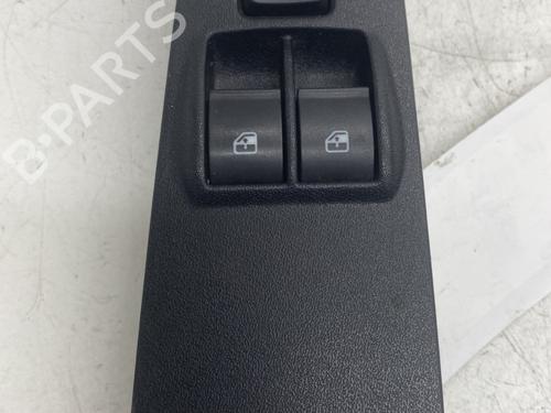 Used Switch FIAT GRANDE PUNTO (199_) 1.2 (65 hp) 22860175