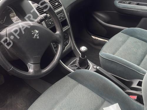 Left taillight PEUGEOT 307 Break (3E) 2.0 HDI 90 | BP32468839C34 