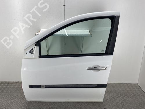 Used Left front door RENAULT CLIO III Grandtour (KR0/1_) 1.5 dCi (88 hp) 31584301