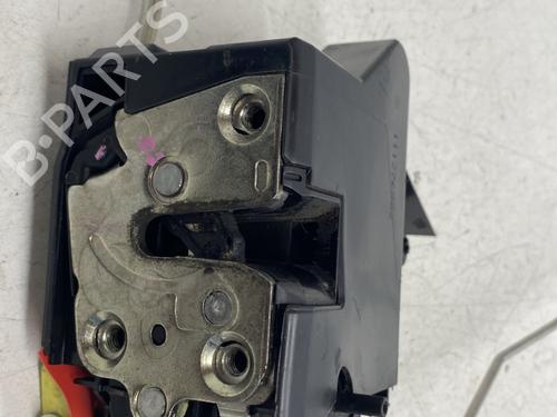 Rear left lock DACIA SANDERO II TCe 90 (B8M1, B8MA, B8AC) | BP28568022C100