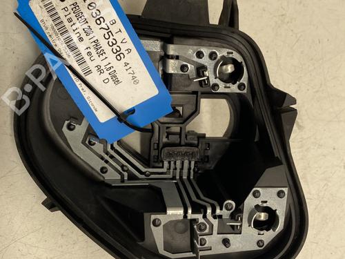 Used Lamp holder PEUGEOT 208 I (CA_, CC_) 1.6 HDi (92 hp) 24657670