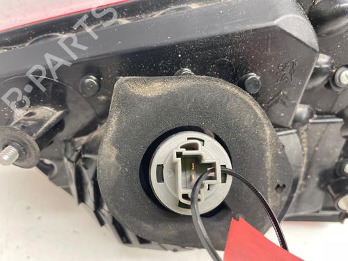 Used Left tailgate light Left tailgate light CITROËN C-CROSSER (VU_, VV_) 2.2 HDi (156 hp) 39886399 39886399
