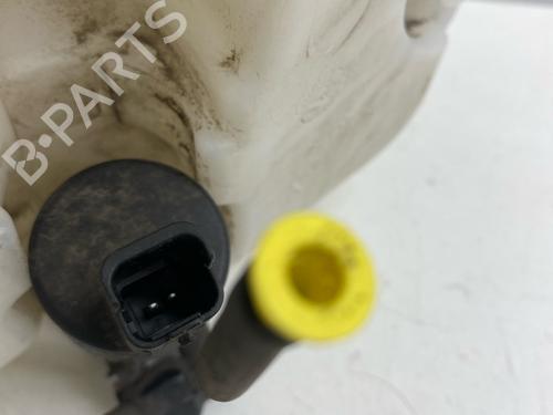 Used Windscreen washer tank Windscreen washer tank 38032383 38032383