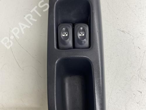 Used Switch RENAULT CLIO II (BB_, CB_) 1.9 D (B/CB0E, BB0J) (64 hp) 22861080