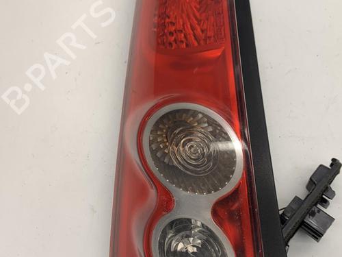 Used Left taillight FORD FIESTA V (JH_, JD_) 1.4 TDCi (68 hp) 22853269