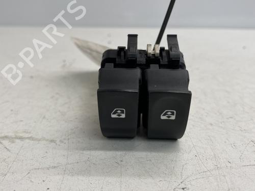 Høyre Foran elrute bryter RENAULT CLIO III (BR0/1, CR0/1) 1.5 dCi (C/BR0G, C/BR1G) (68 hp) 31251624