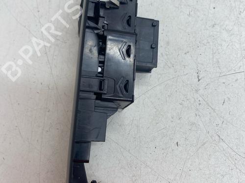 right-front-window-switch-peugeot-208-i-ca_-cc_-2012-2013-2014-2015-2016-2017-2018-2019-2020-2021-39970065 main image