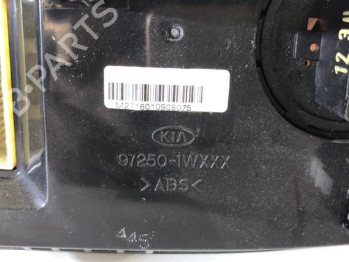 Used Climate control Climate control KIA RIO III (UB) 1.2 CVVT (84 hp) 22857634 22857634