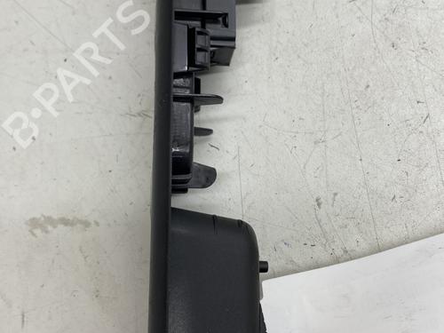 Used Right rear window switch Right rear window switch PEUGEOT 5008 (0U_, 0E_) 1.6 HDi (112 hp) 22859639 22859639