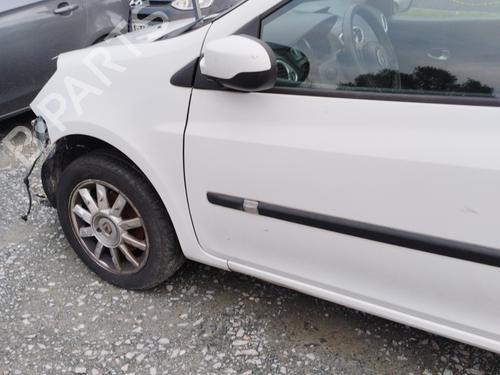Dashboard RENAULT CLIO III (BR0/1, CR0/1) 1.2 16V | BP30822653C46  - Image 7
