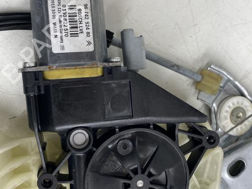front-right-window-mechanism-citroen-c4-cactus-2014-24979971 main image