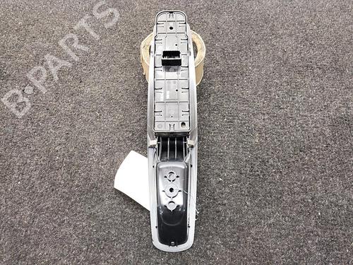 Used Switch RENAULT MEGANE III Hatchback (BZ0/1_, B3_) 1.5 dCi (86 hp) 22852214
