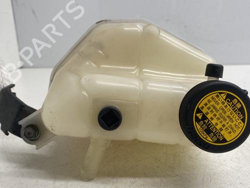 Expansion tank TOYOTA VERSO S (_P12_) 1.4 D4-D (NLP121_, NLP121R) | BP29968938C120
