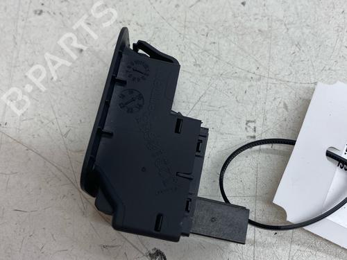 Left rear window switch VW GOLF VIII (CD1, DA1) 1.4 GTE Plug-in Hybrid | BP39155842I29  - Image 5