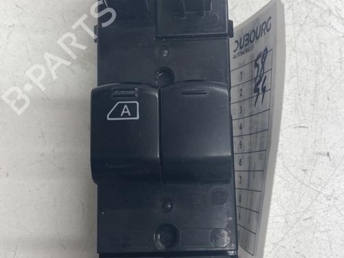 Used Switch NISSAN NOTE (E12) 1.2 DIG-S (98 hp) 27586333