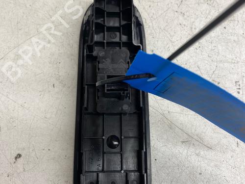 Used Left front window switch Left front window switch 38925979 38925979