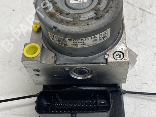 Used ABS pump PEUGEOT 2008 I (CU_) 1.6 BlueHDi 75 (75 hp) 26388609