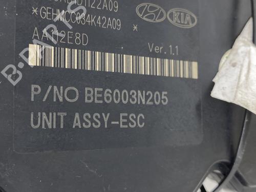 abs-pump-kia-carens-iv-2013-23133280 main image