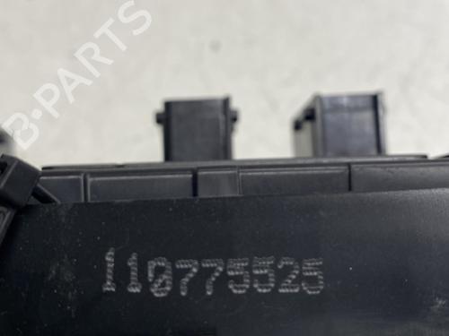 Used Fuse box Fuse box PEUGEOT 206 Hatchback (2A/C) 1.4 HDi eco 70 (68 hp) 28189330 28189330