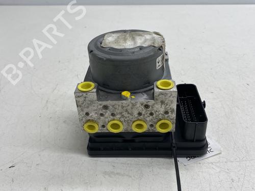 Used ABS pump RENAULT MEGANE IV Hatchback (B9A/M/N_) 1.6 TCe 205 (B9MV) (205 hp) 26240527