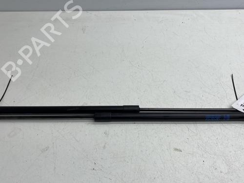 Used Tailgate lift support CHEVROLET CRUZE Hatchback (J305) 2.0 CDI (163 hp) 24233816