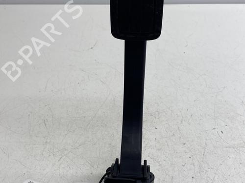 Used Pedal Pedal PEUGEOT 3008 II SUV (MC_, MR_, MJ_, M4_) 1.2 THP/ PureTech 130 (MRHNSM, MRHNSU, MRHNSJ, MRHNYW,... (131 hp) 29888915 29888915