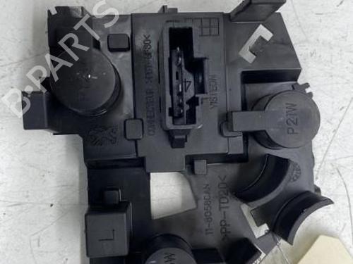 Used Lamp holder PEUGEOT 206+ (2L_, 2M_) 1.4 HDi eco 70 (68 hp) 22849318