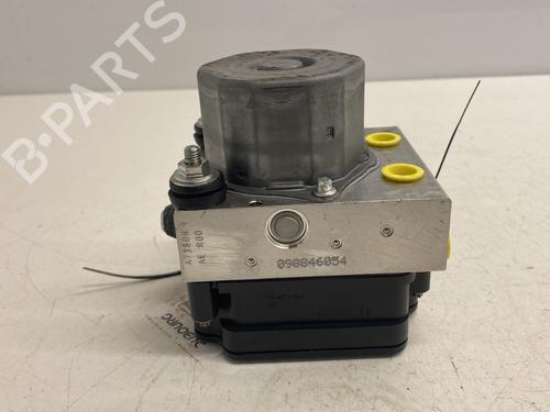 Used ABS pump ABS pump OPEL CORSA E (X15) 1.0 (08, 68) (90 hp) 26274634 26274634