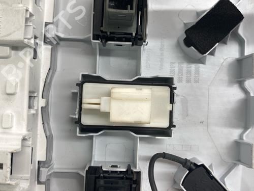 Kabinelys Kabinelys PEUGEOT 2008 II (UD_, US_, UY_, UJ_, UR_, UC_) [2019-2026] 36003303 36003303