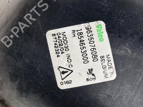 Used Right front fog light PEUGEOT 206 Hatchback (2A/C) 1.4 HDi eco 70 (68 hp) 22858100