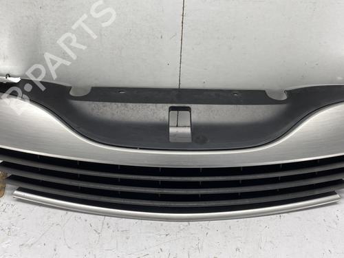 Used Grille RENAULT LAGUNA II (BG0/1_) 3.0 V6 24V (BG01, BG02, BG0D, BG0Y) (207 hp) 31595635