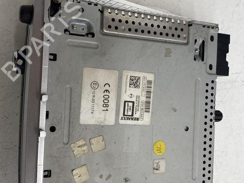 radio-renault-megane-iii-hatchback-bz01_-b3_-2008-30873802 main image