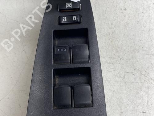 Used Switch TOYOTA RAV 4 III (_A3_) 2.2 D 4WD (ALA30_, ALA30R) (150 hp) 27271641