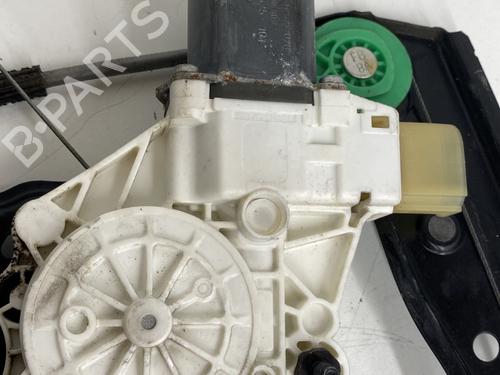 Front right window mechanism BMW 1 (E87) 116 i | BP29845278C23