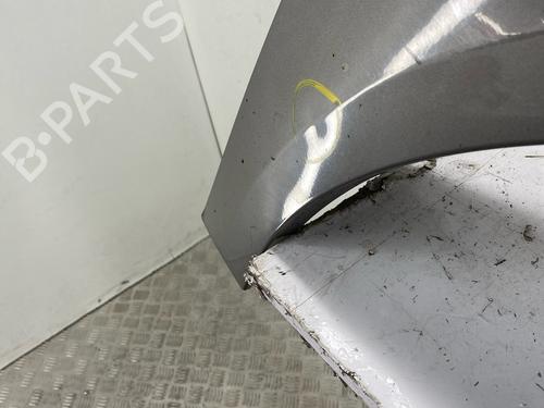 Used Right front fenders Right front fenders 39165778 39165778