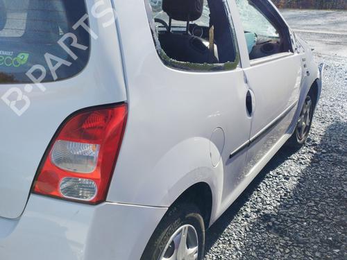 Used Parts RENAULT TWINGO II (CN0_) 1.2 16V (CN0K, CN0V, CN0A) (76 hp) 4428154