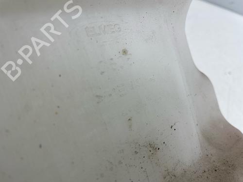 Used Windscreen washer tank Windscreen washer tank FIAT 500L (351_, 352_) 1.4 (199LYB1B) (95 hp) 39931060 39931060