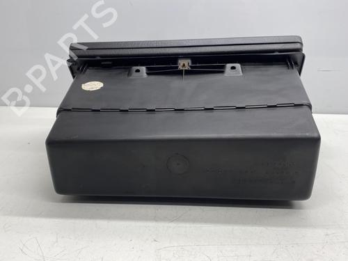 Used Glove box Glove box VW GOLF III (1H1) 1.8 (90 hp) 22856078 22856078