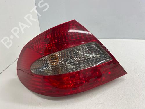 Used Left taillight Left taillight MERCEDES-BENZ CLK (C209) CLK 320 CDI (209.320) (224 hp) 34203084 34203084