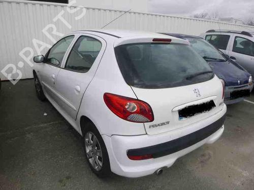 Left mirror PEUGEOT 206+ (2L_, 2M_) 1.4 HDi eco 70 | BP22855340C26