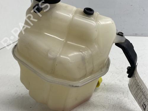 Used Expansion tank TOYOTA VERSO S (_P12_) 1.4 D4-D (NLP121_, NLP121R) (90 hp) 29968938