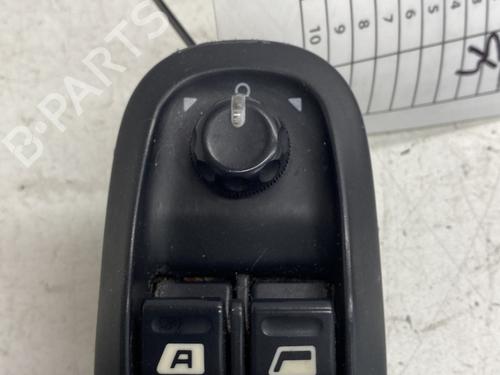 Used Switch PEUGEOT 206 Hatchback (2A/C) 2.0 HDI 90 (90 hp) 29299457
