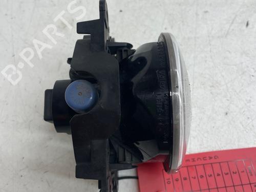 left-front-fog-light-renault-megane-iv-hatchback-b9amn_-2015-40513094 main image